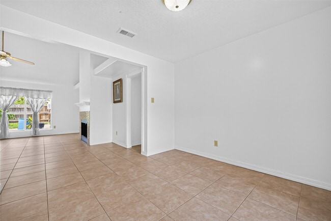 Building Photo - 6510 Grand Haven Dr