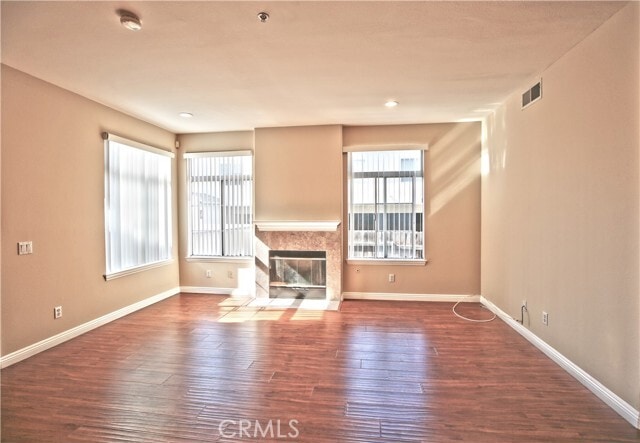 Building Photo - 327 San Marcos St