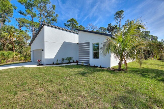 Building Photo - Deposit-Free! Get $1,000 OFF your first mo...