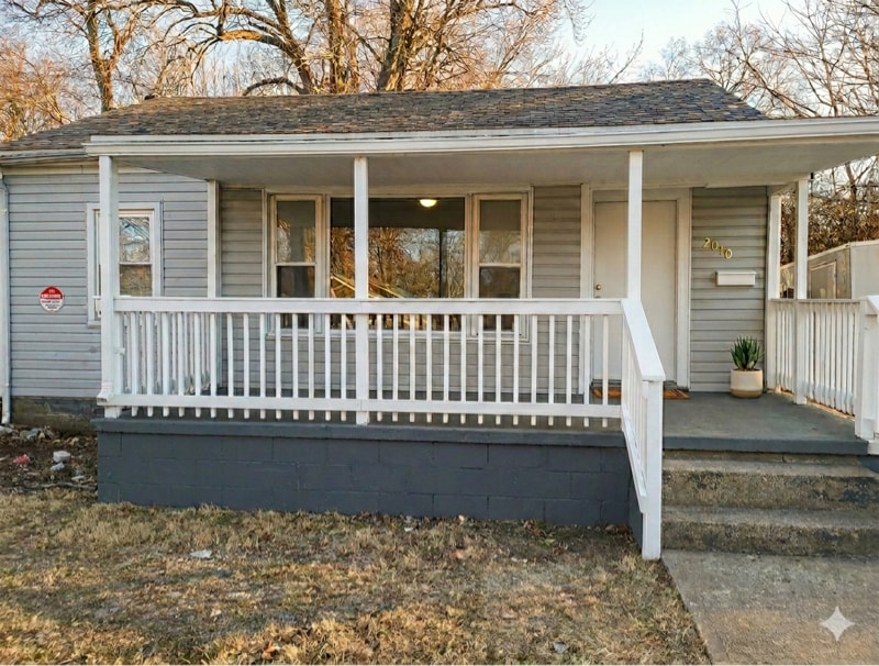 Building Photo - 2010 E Laurel St