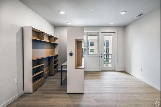 Building Photo - 7721 Dutch Branch Rd