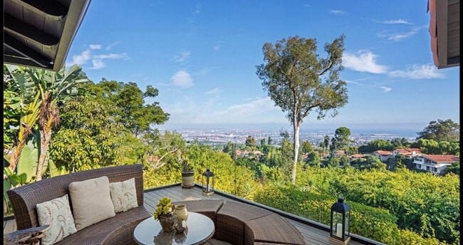 Building Photo - Resort-Style Living with Pool & Iconic Coastal Views