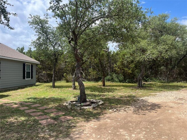 Building Photo - 719 Co Rd 304