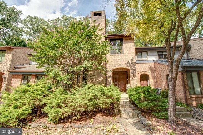 Building Photo - 5707 Waters Edge Landing Court