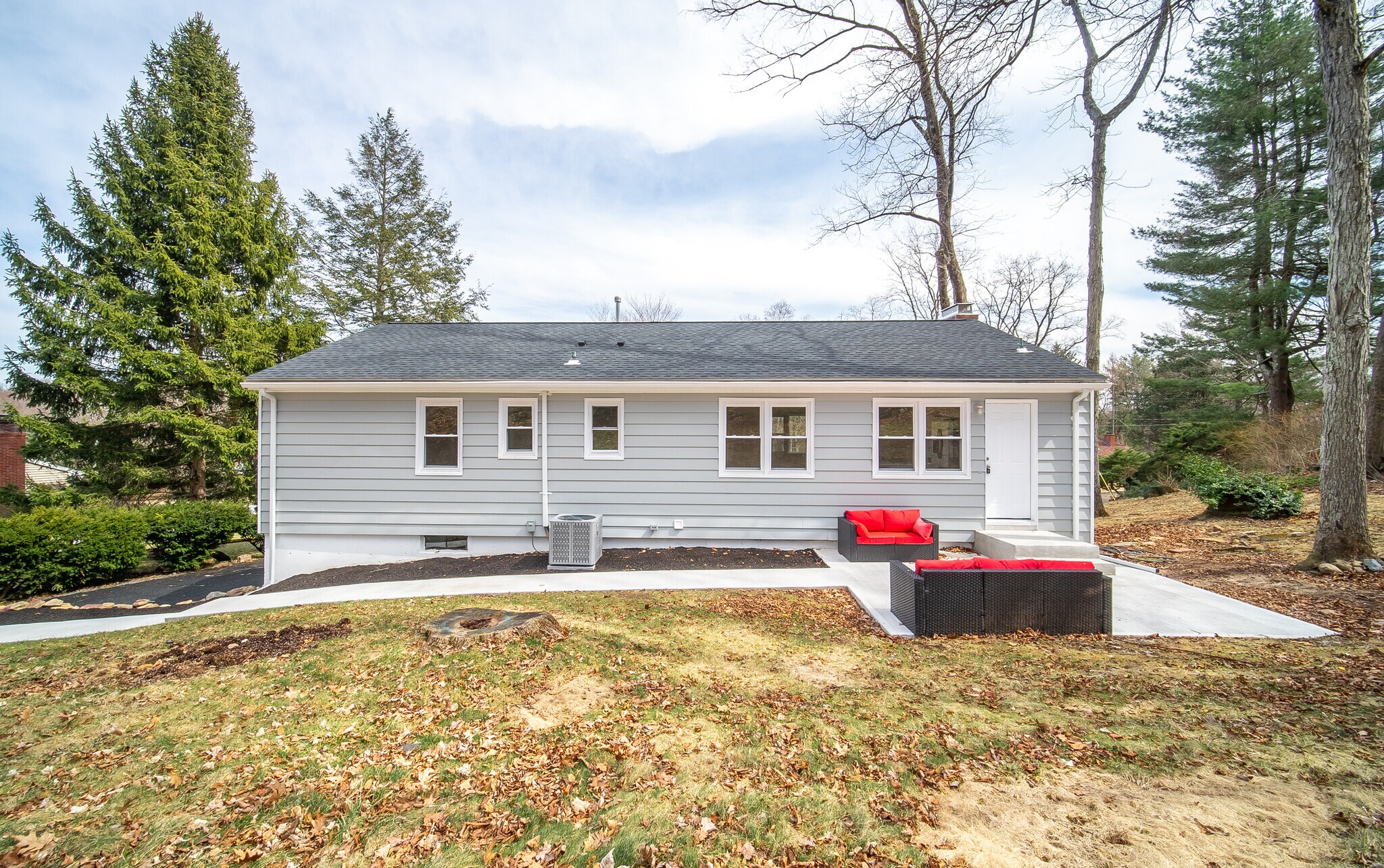 Building Photo - 24 Cedar Hill Rd