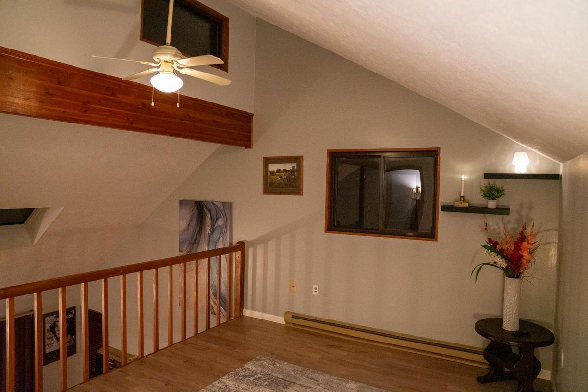 Building Photo - 802 Clubhouse Dr