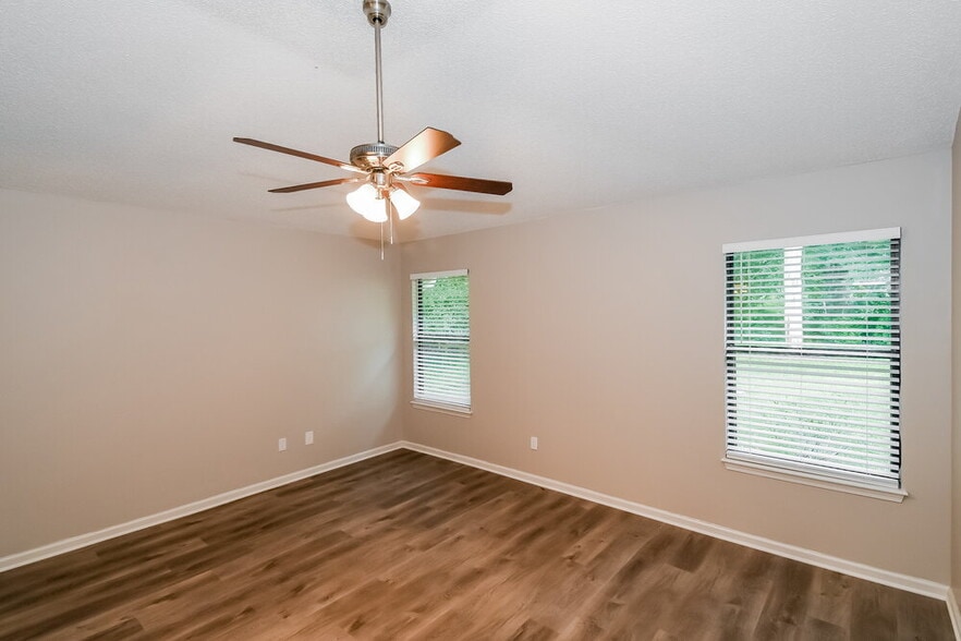 Building Photo - 2712 Secret Harbor Dr