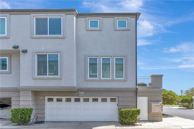 Building Photo - 19281 Surf Dr