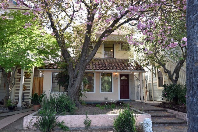 Primary Photo - 3 br, 1.5 bath House - 2010 N Street