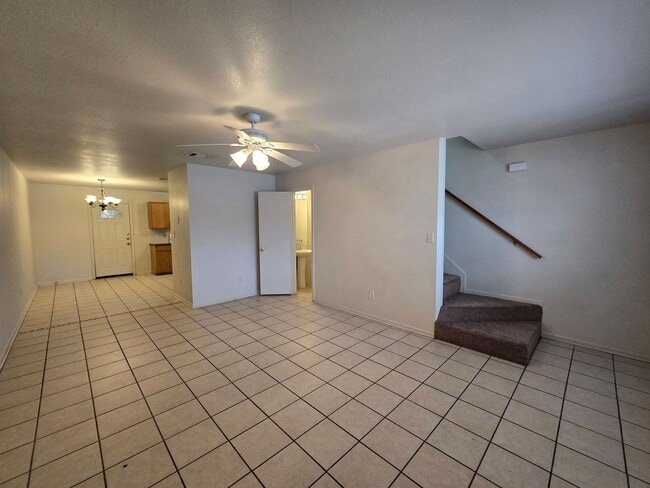 Building Photo - HUD / SECTION 8 ACCEPTED & READY FOR MOVE IN!
