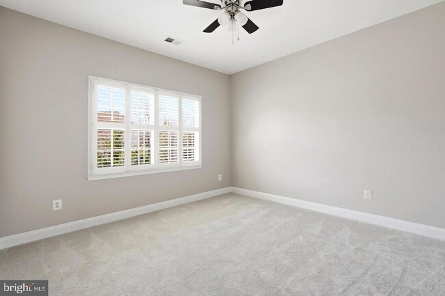 Building Photo - 19925 Interlachen Cir