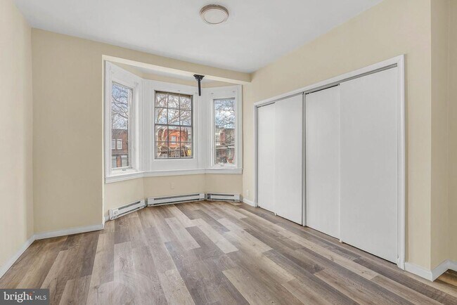 Building Photo - 722 W Allegheny Ave