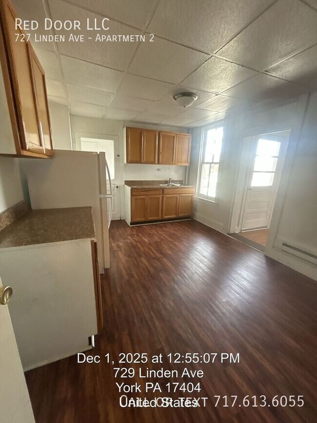 Building Photo - 727 Linden Ave