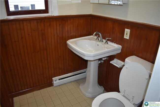 Building Photo - 538 S 23rd St