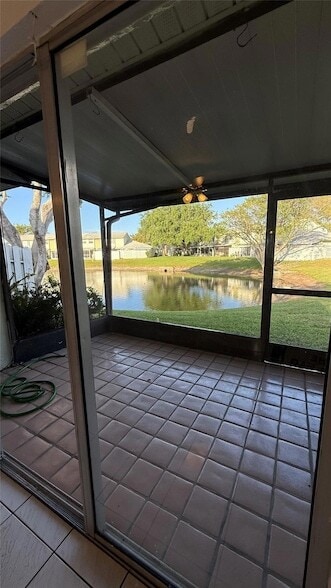 Building Photo - 873 Crystal Lake Dr