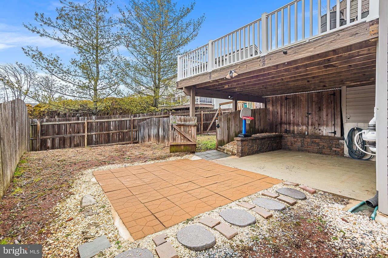 Building Photo - 767 Hunter Dr