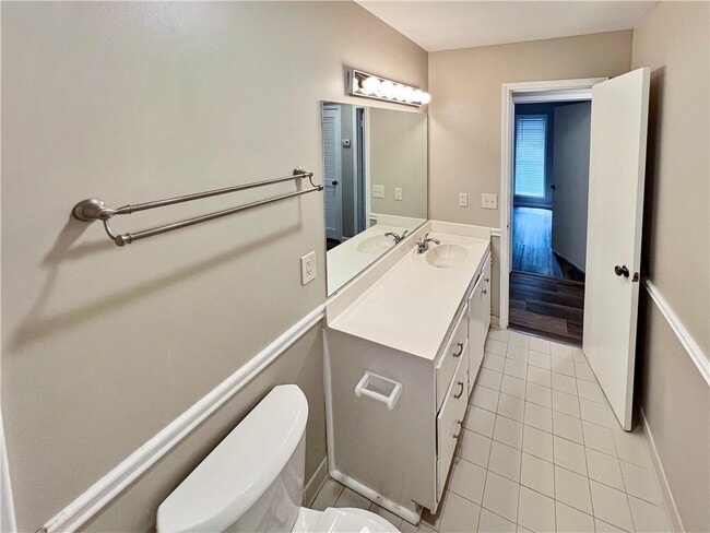 Building Photo - 2692 Post Oak Ct