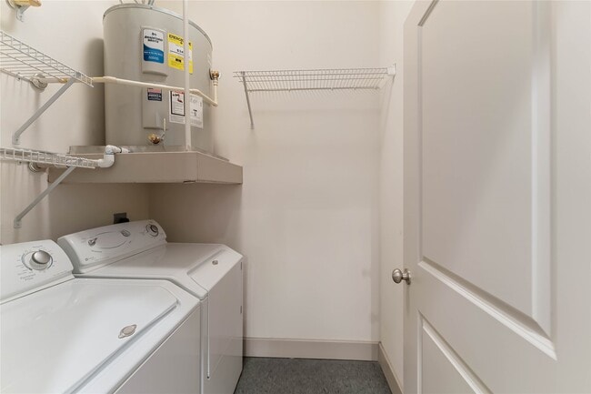 Building Photo - 1901 Post Oak Blvd