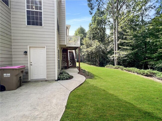 Building Photo - 1670 Laleiah Dr