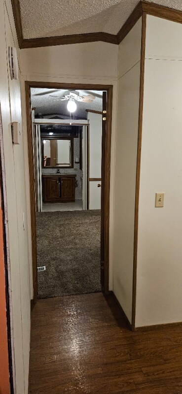 Building Photo - 404 N Washington St