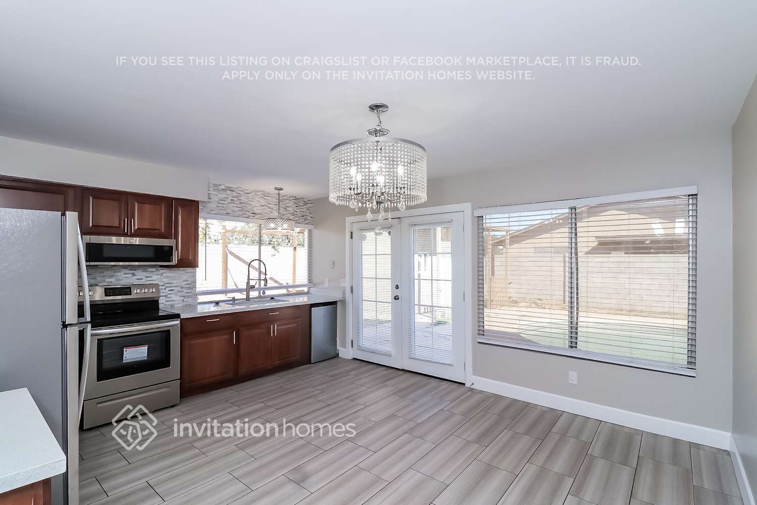 Building Photo - 8931 N 56th Dr