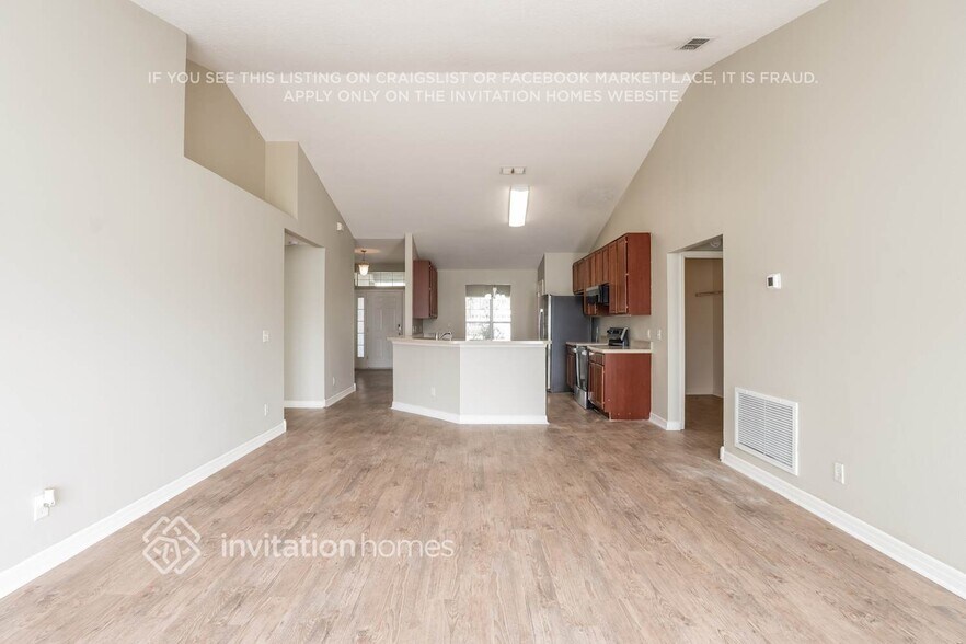 Building Photo - 2171 Big Buck Dr