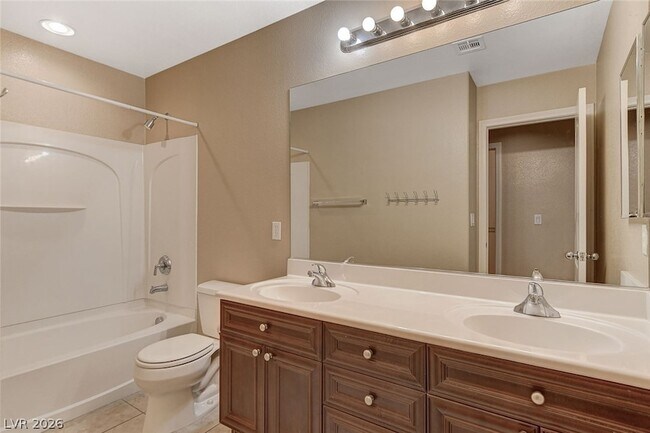 Building Photo - 656 Doubleshot Ln