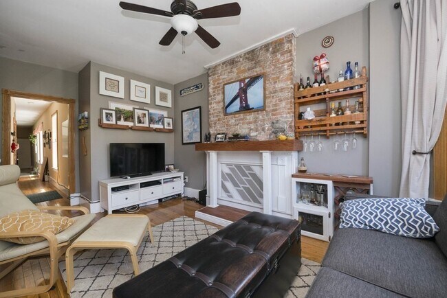 Building Photo - 592 Columbus Ave