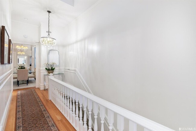 Building Photo - NEW! Stunning Pacific Heights Top-Floor Co...