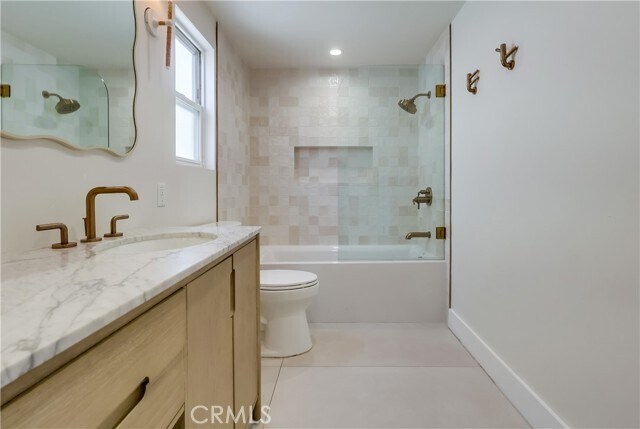 Building Photo - 5528 Voletta Pl