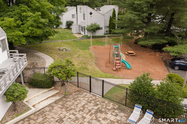 Building Photo - 5 Staunton Ct