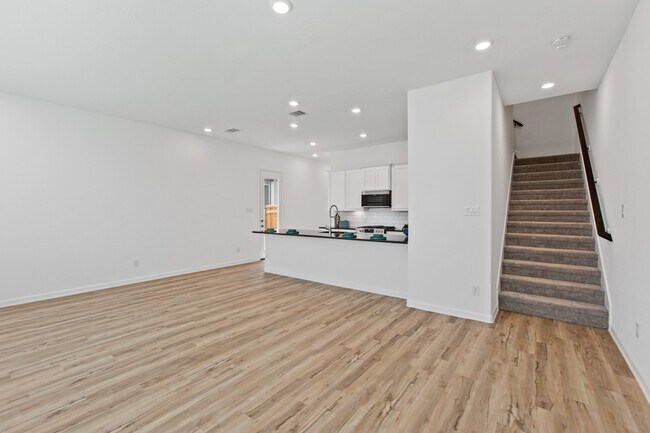 Building Photo - 4131 Balboa Dr