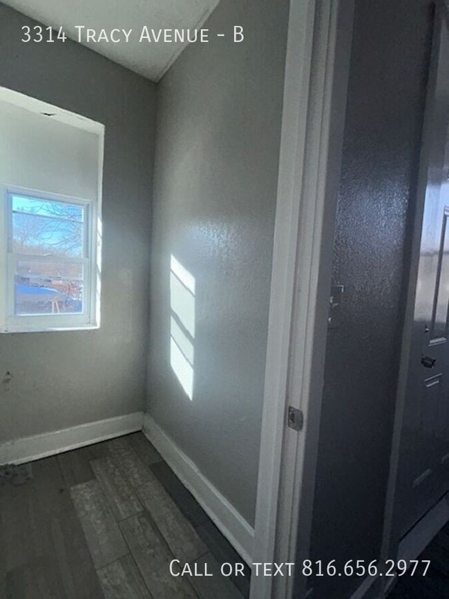 Building Photo - 3314 Tracy Ave