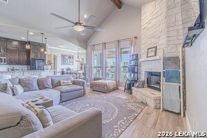 Building Photo - 157 Summer Mdw Dr