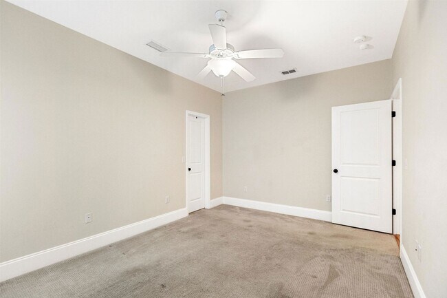 Building Photo - Captivating 3 bedroom house available for rent, wood floors, garage, screened porch renting for $...