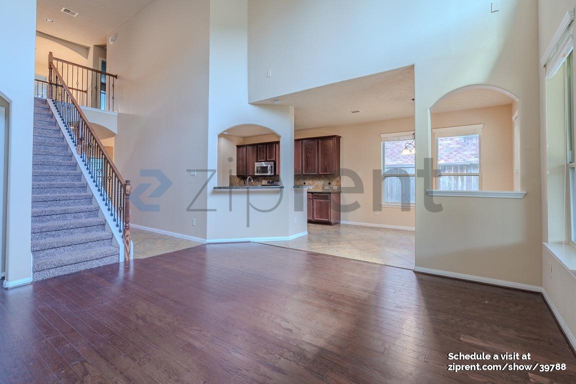 Building Photo - 2814 Palm Harbour Dr