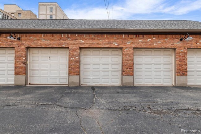 Building Photo - 78 Watson St