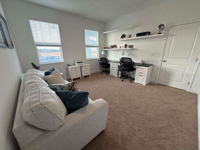 Building Photo - 1656 Pyramid Hl St