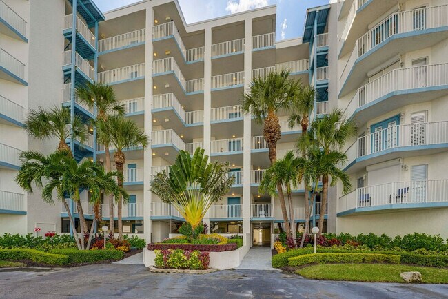 Building Photo - 17980 Gulf Blvd