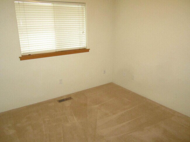 Building Photo - Beautiful Home for Rent