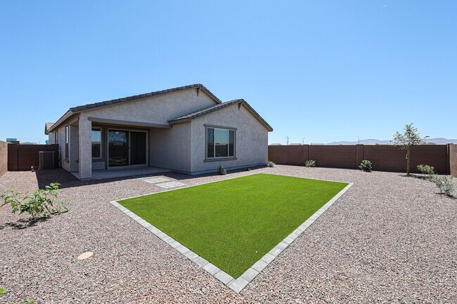 Building Photo - New 4 Bedroom + Den Home in Asante Community