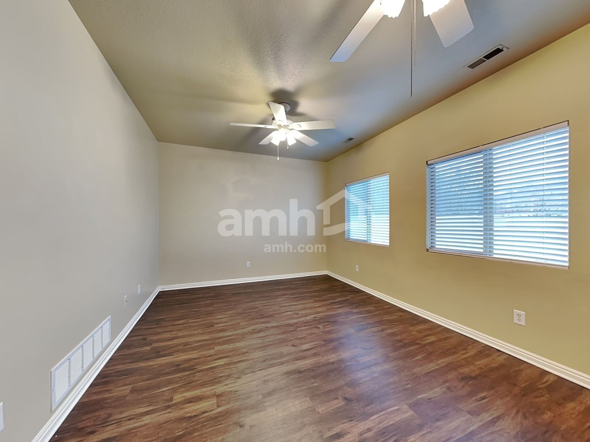 Building Photo - 1365 W 1700 S