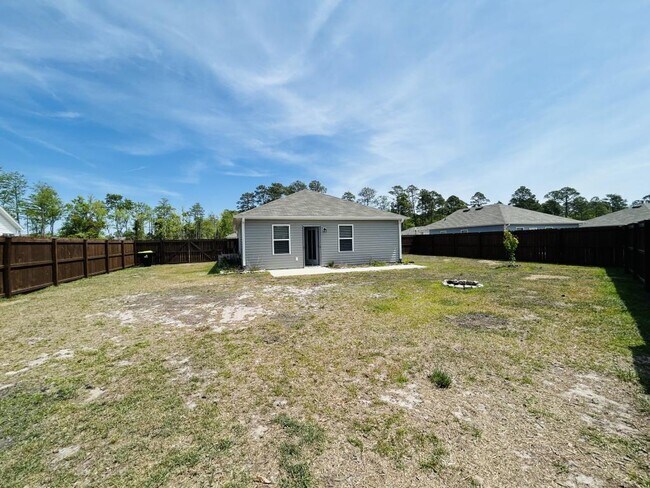 Building Photo - 2157 Grande Palms Trl