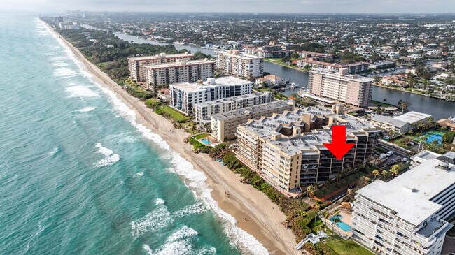 Building Photo - 1167 Hillsboro Mile