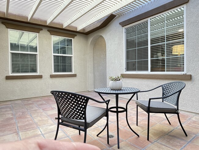 Private Courtyard - 73670 Kandinsky Way