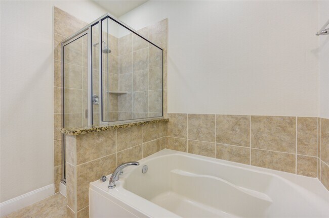 Building Photo - 5319 Fossil Stone Ln