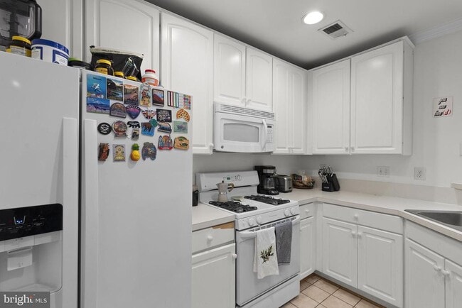 Building Photo - 11213 Edson Park Pl