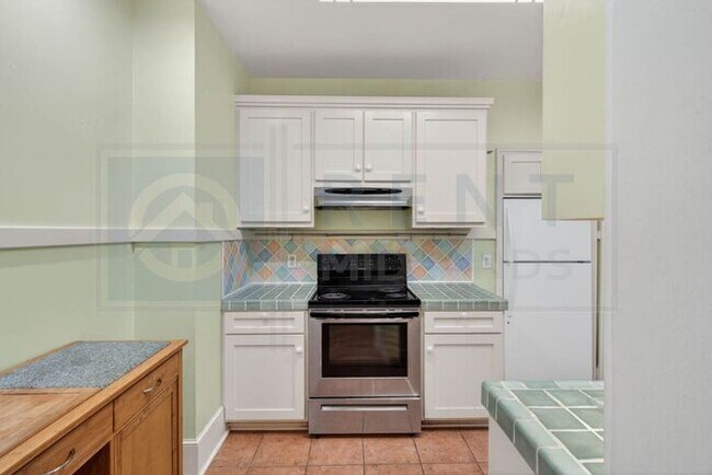 Building Photo - Find Your Home in Cayce