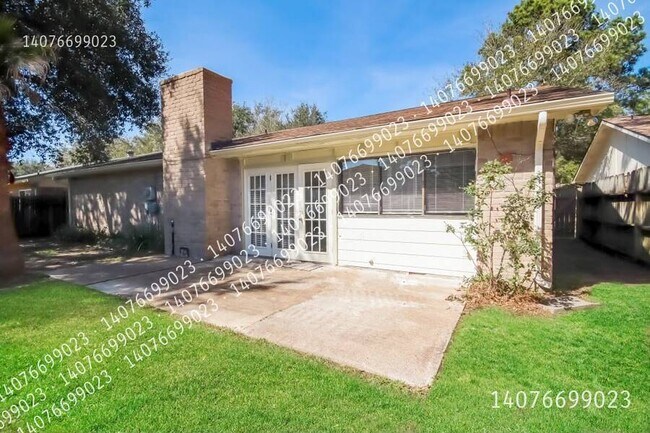 Building Photo - 16830 Grampin Dr