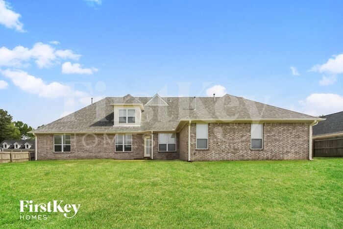 Building Photo - 12245 Richmark Way Dr
